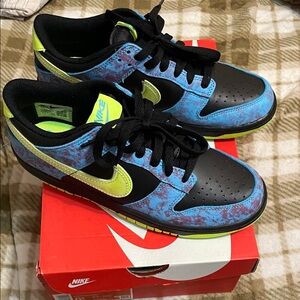 Nike Black and Blue Sneakers with Neon Accents